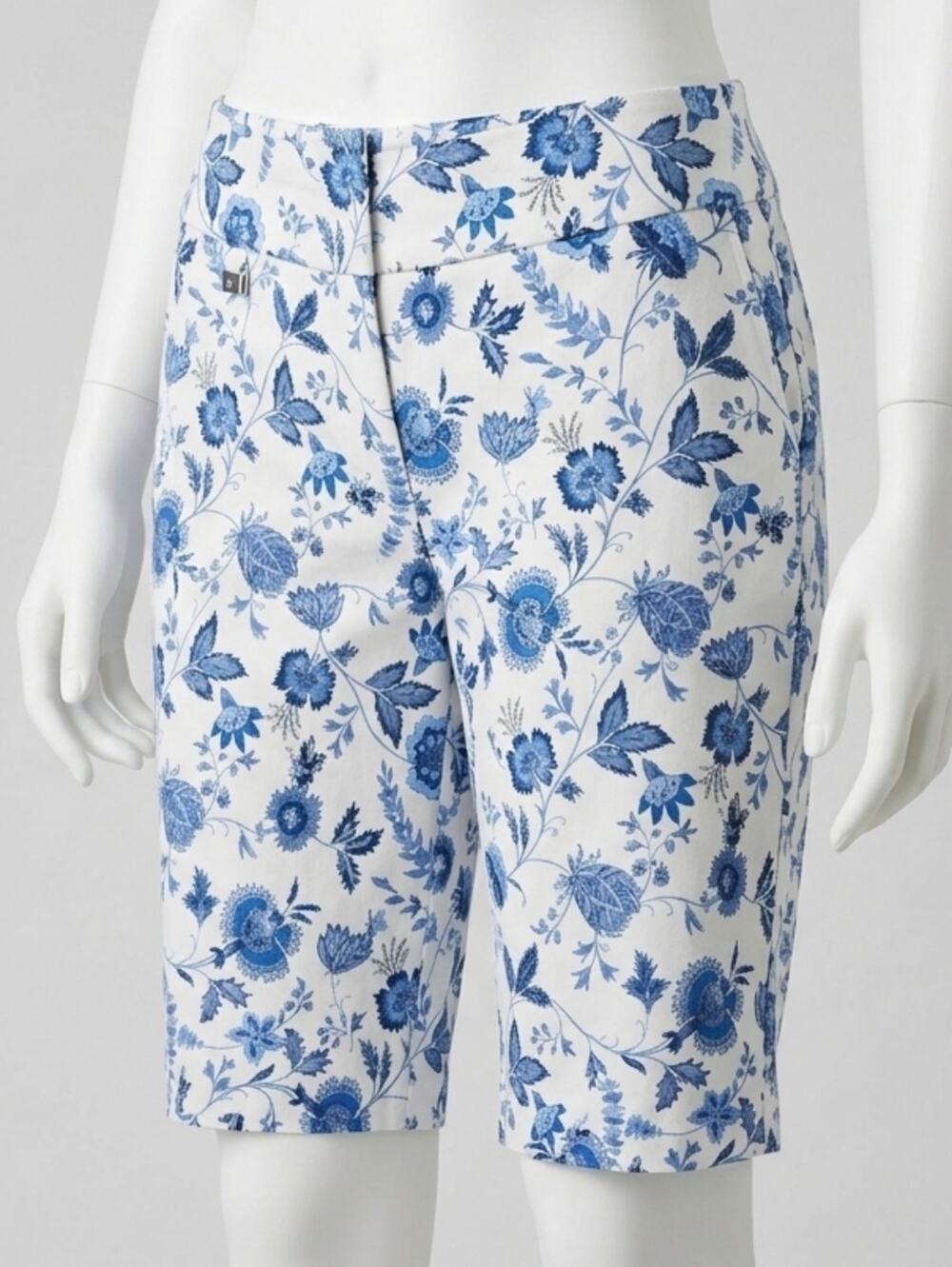 NWT Catherine Malandrino Blue Floral Bengaline Tummy Control Shorts Size Small